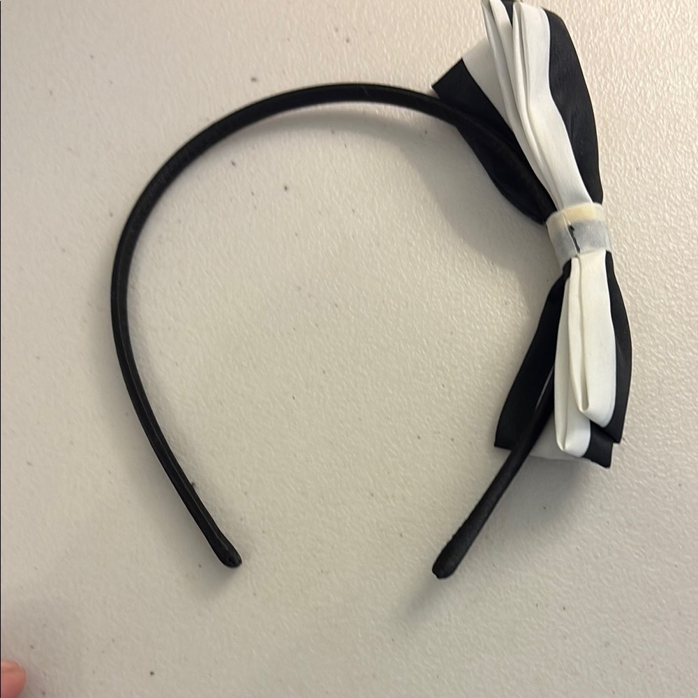 Black and White Bow Headband
